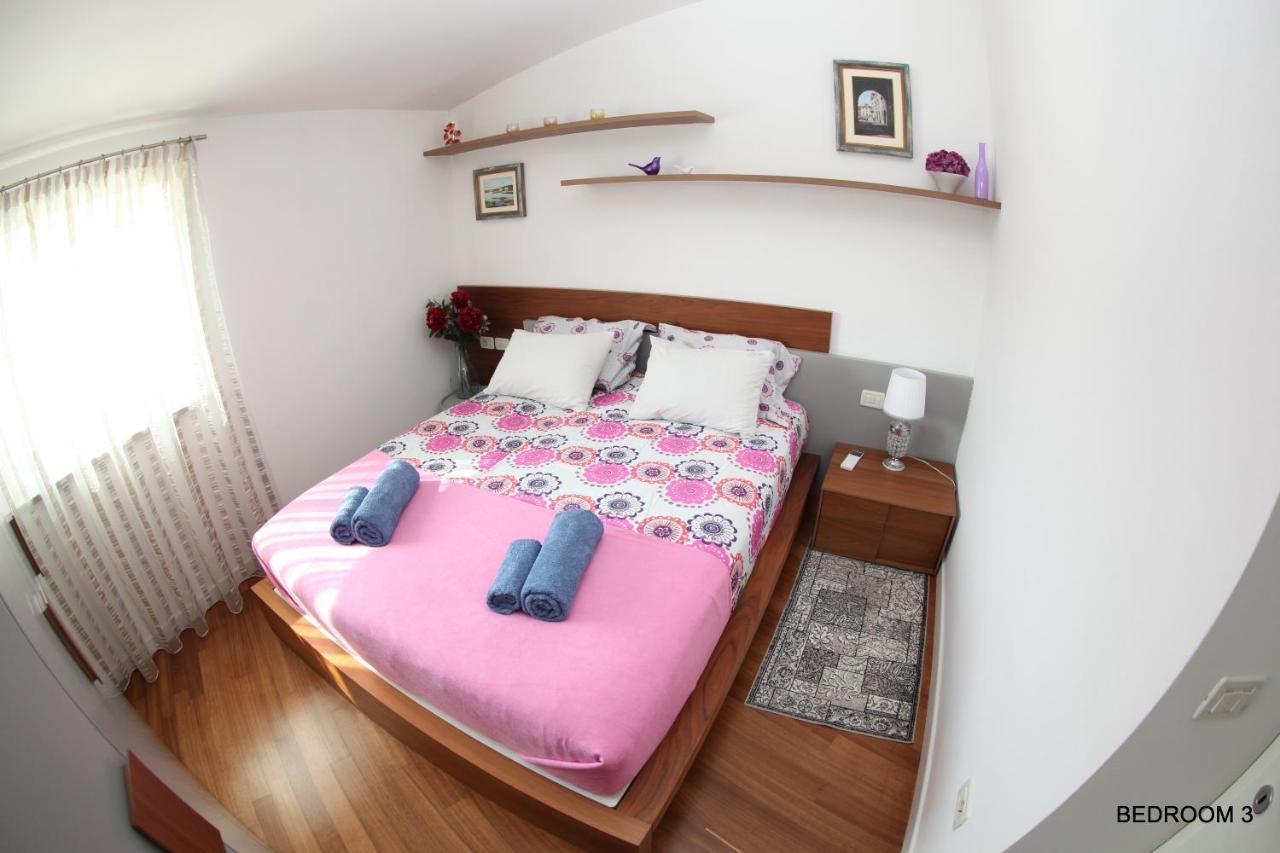 Luxury Marina View Apartment Izola Eksteriør billede